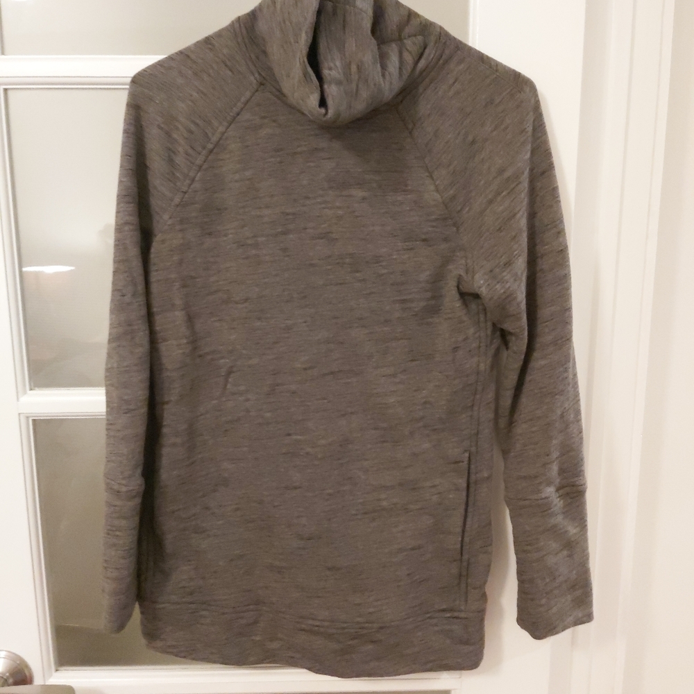 Lululemon Turtleneck Sweater - gray, size 2